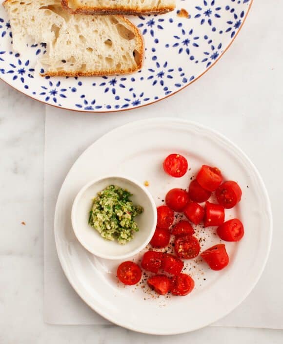 Peach and Tomato Crostini peach & tomato crostini / @loveandlemons