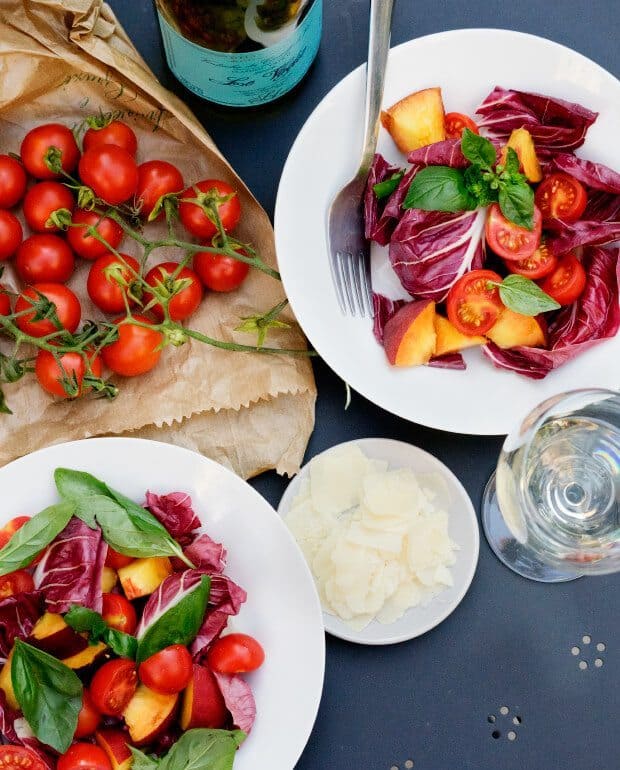 Peach, Basil and Radicchio Salad Peach & Radicchio Salad / loveandlemons.com