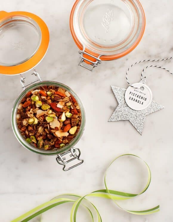 Edible DIY Gift Ideas (+ printables!) Pistachio Goji Granola / @loveandlemons