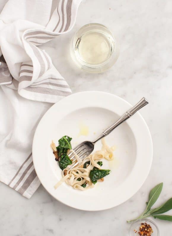 Linguine with Fennel and Winter Greens Linguine with Fennel & Winter Greens