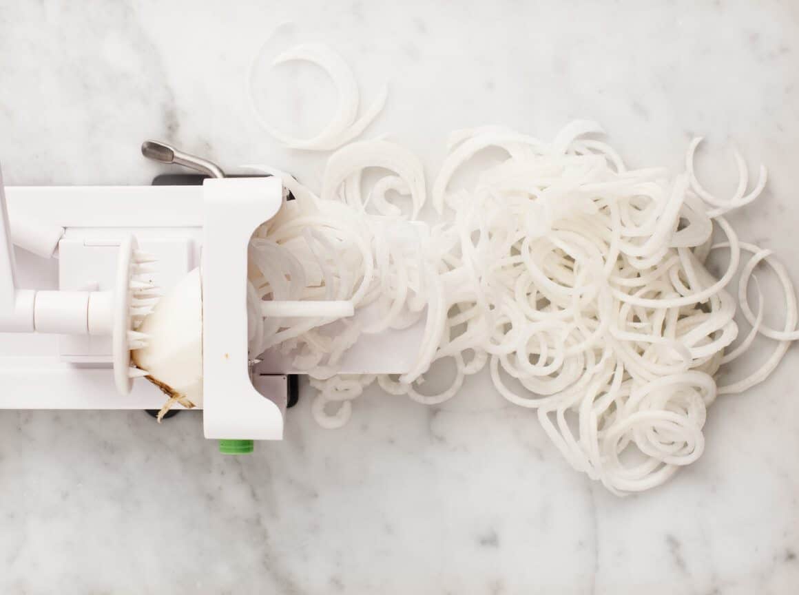 Spiralized Daikon "Rice Noodle" Bowl Spiralized Daikon Noodle Bowl