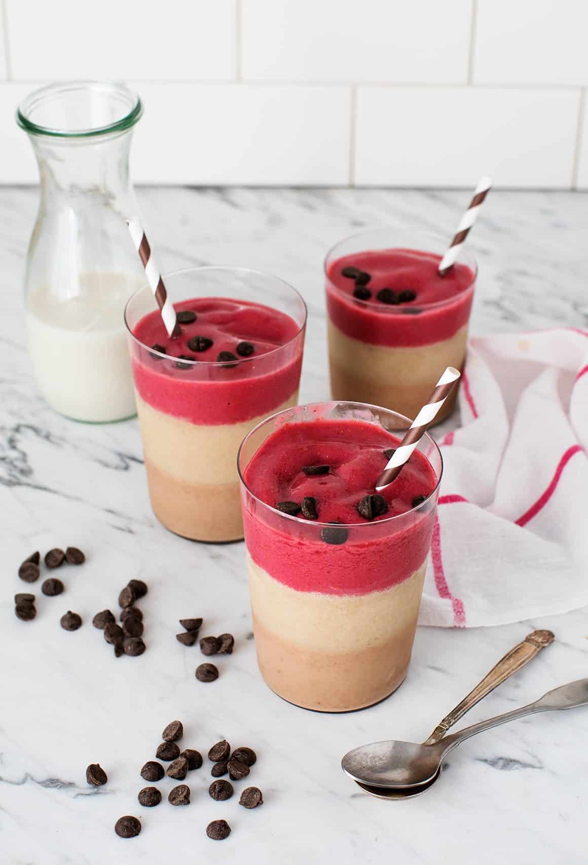 3-Layer Fruit Smoothie 3-Layer Fruit Smoothie