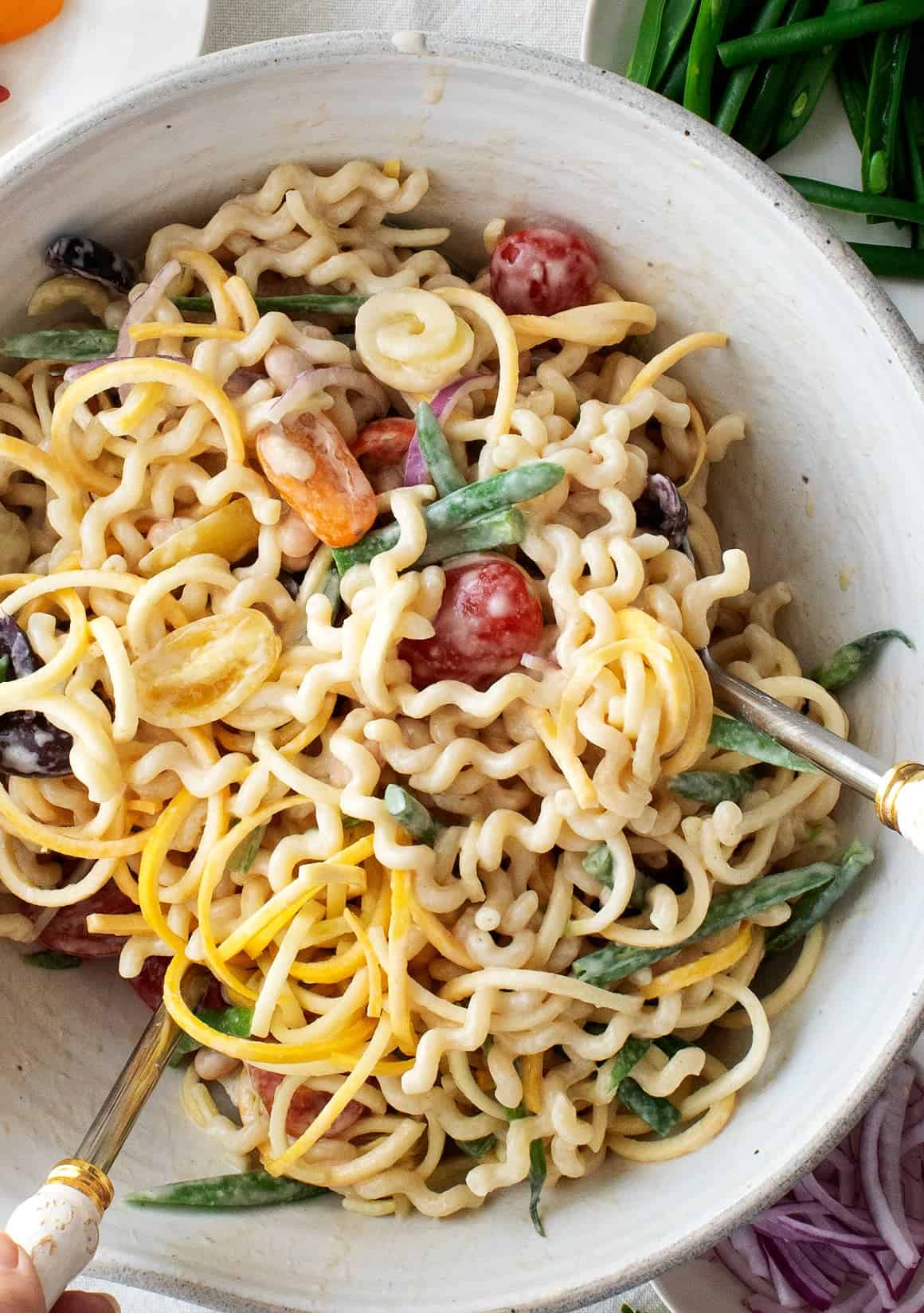 creamy vegan pasta salad