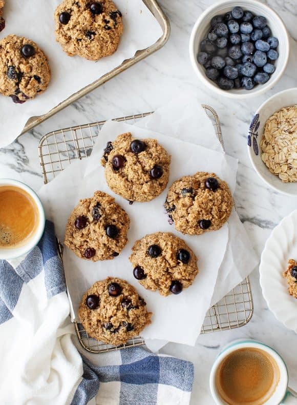 Oatmeal and blueberry cookies