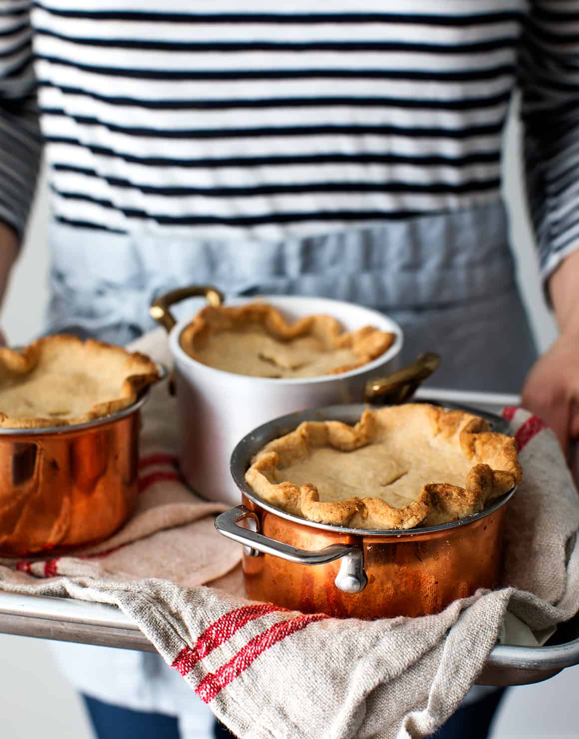 Cozy Vegan Mushroom & White Bean Potpie