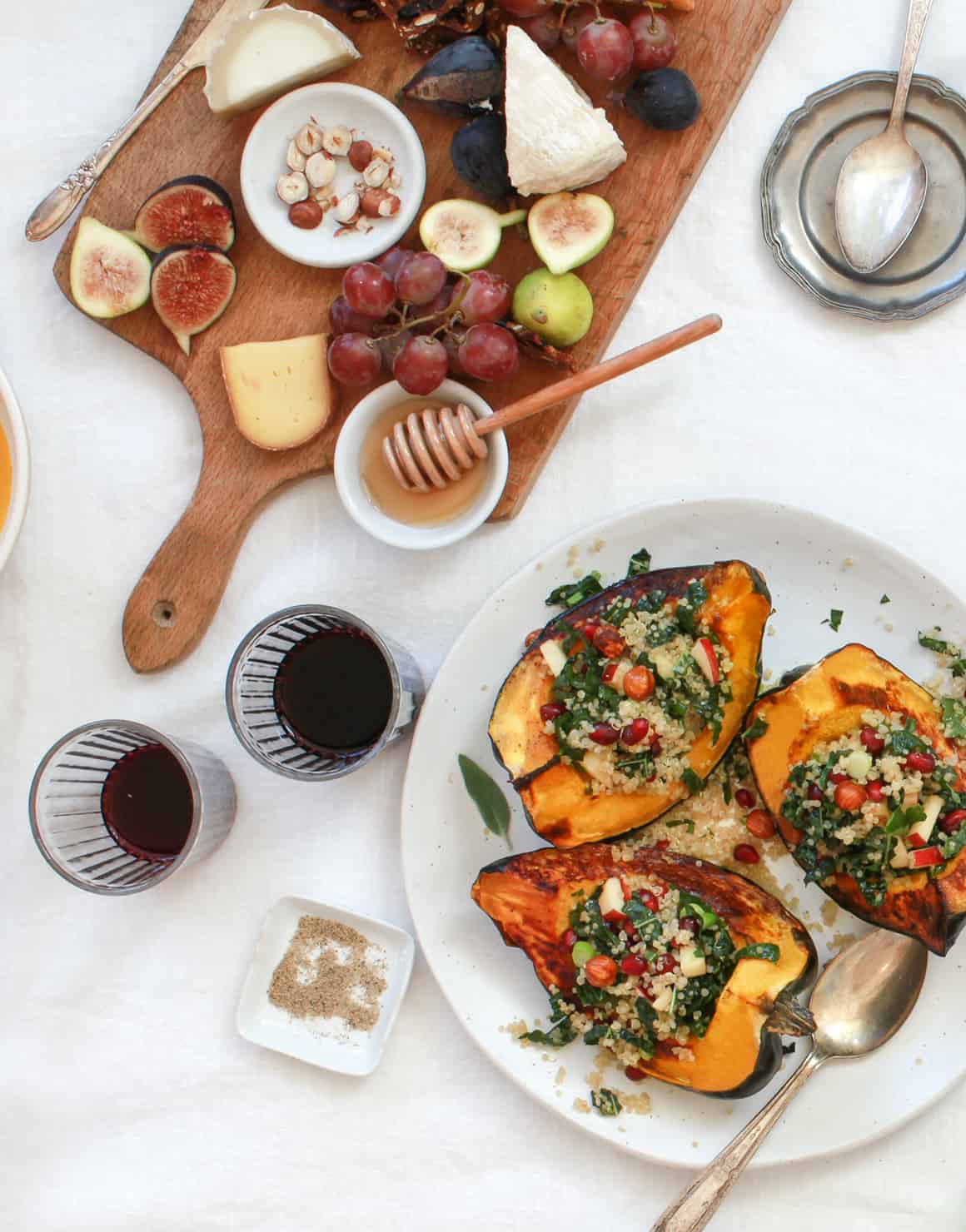 quinoa apple sage stuffed acorn squash