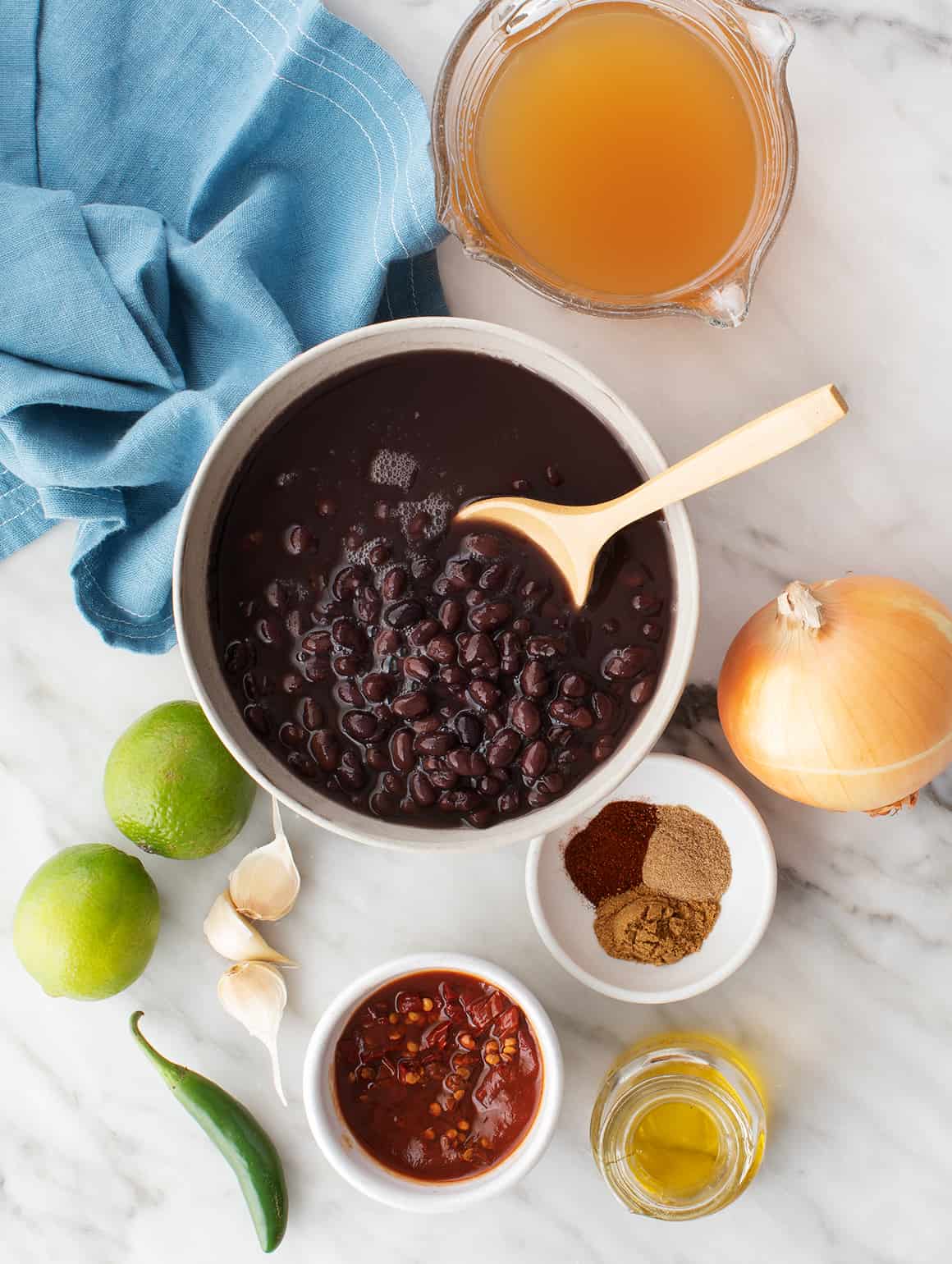 Black bean soup recipe ingredients