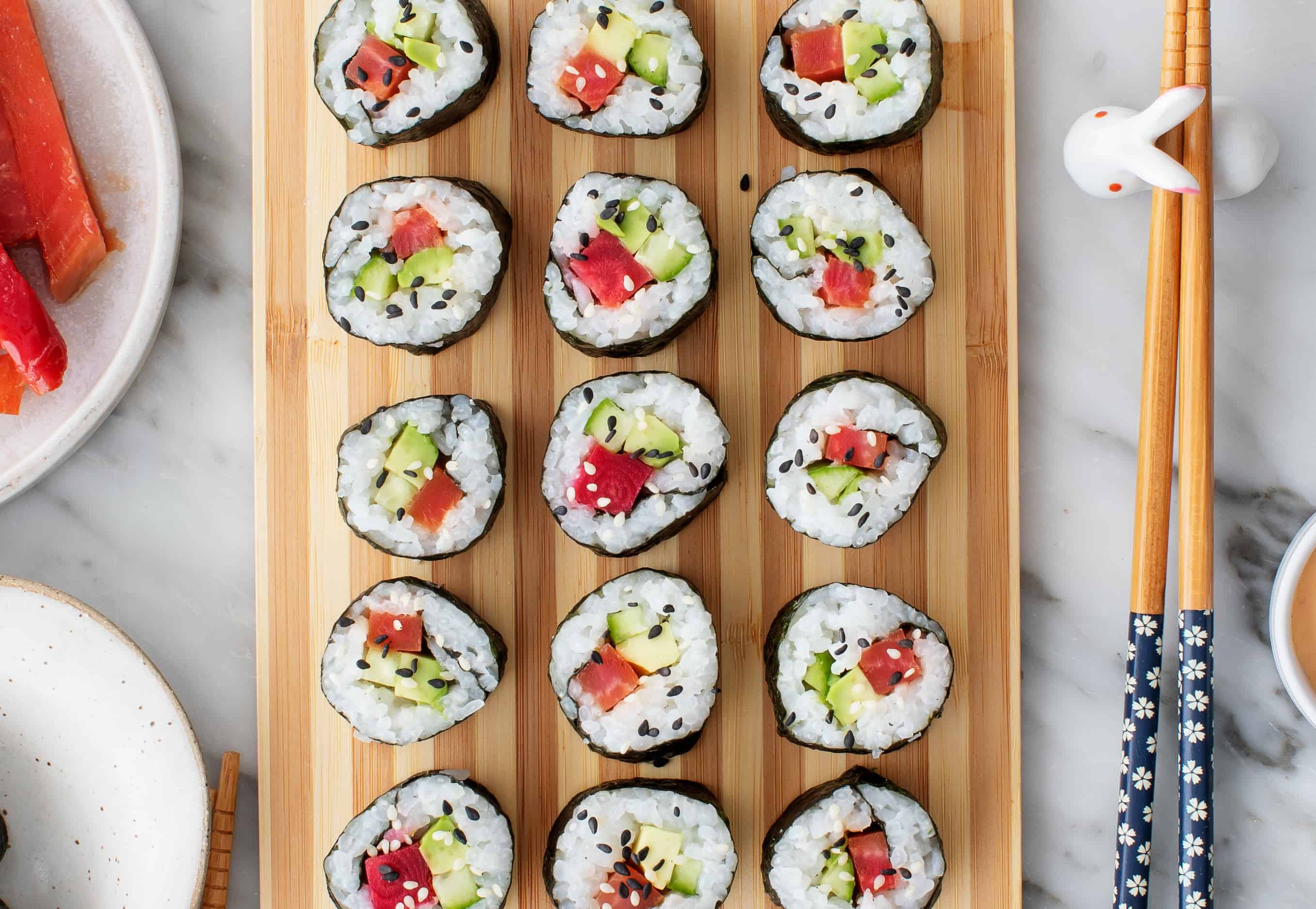 Easy Vegan Sushi Rolls l A Farmgirl's Dabbles