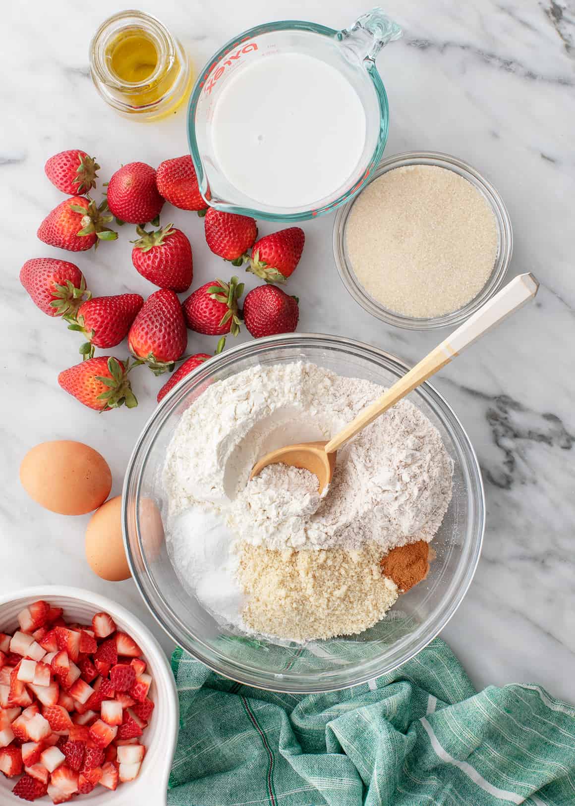 Strawberry muffin recipe ingredients