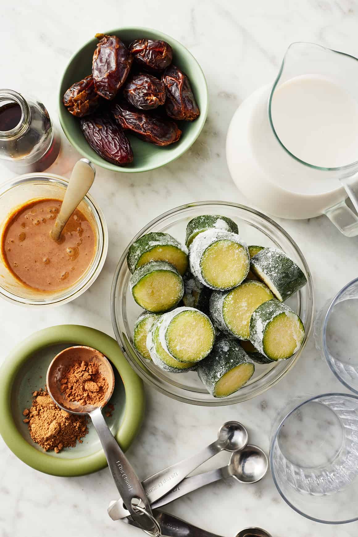 Zucchini smoothie recipe ingredients
