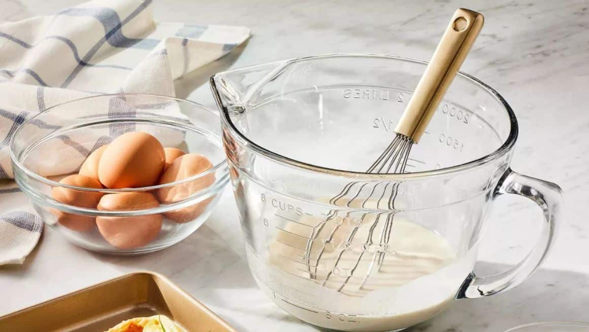 8 Cup Glass Batter Mixing Bowl