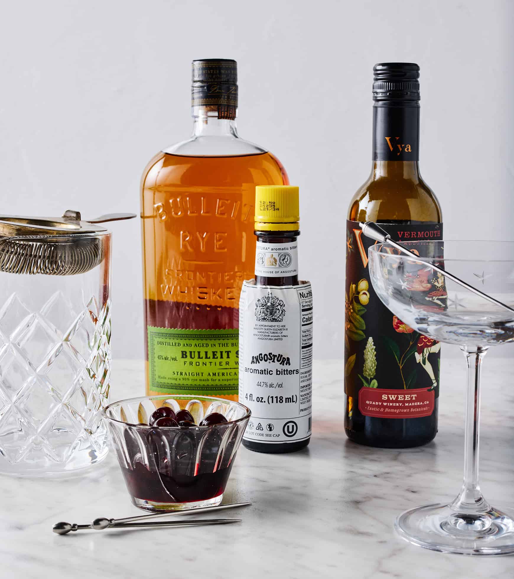 Manhattan recipe ingredients