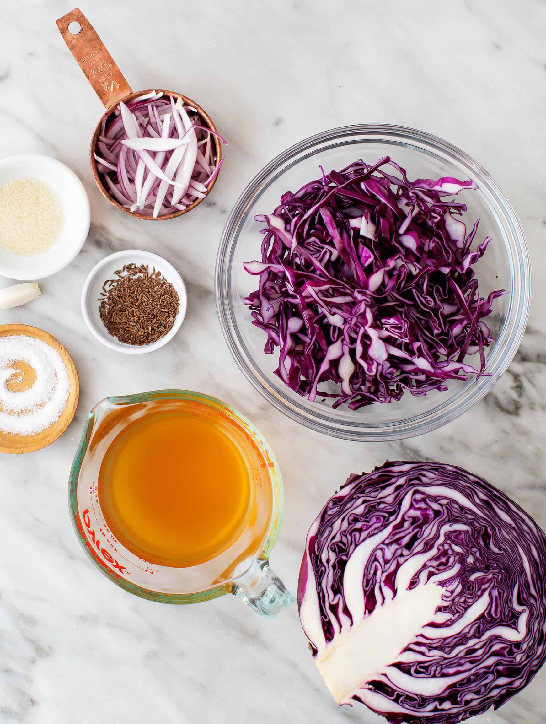Recipe ingredients - Red cabbage, vinegar, onion, and seasonings