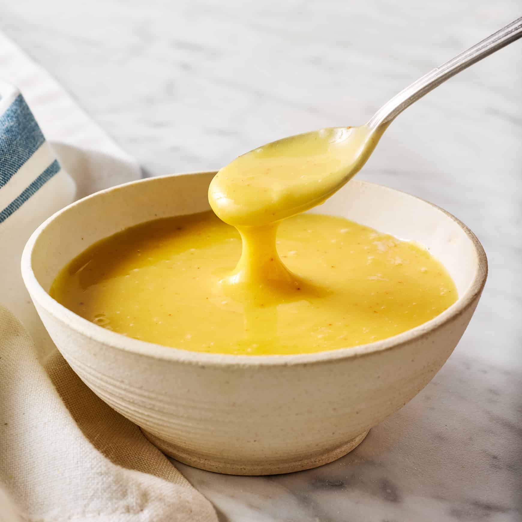 Hollandaise sauce recipe