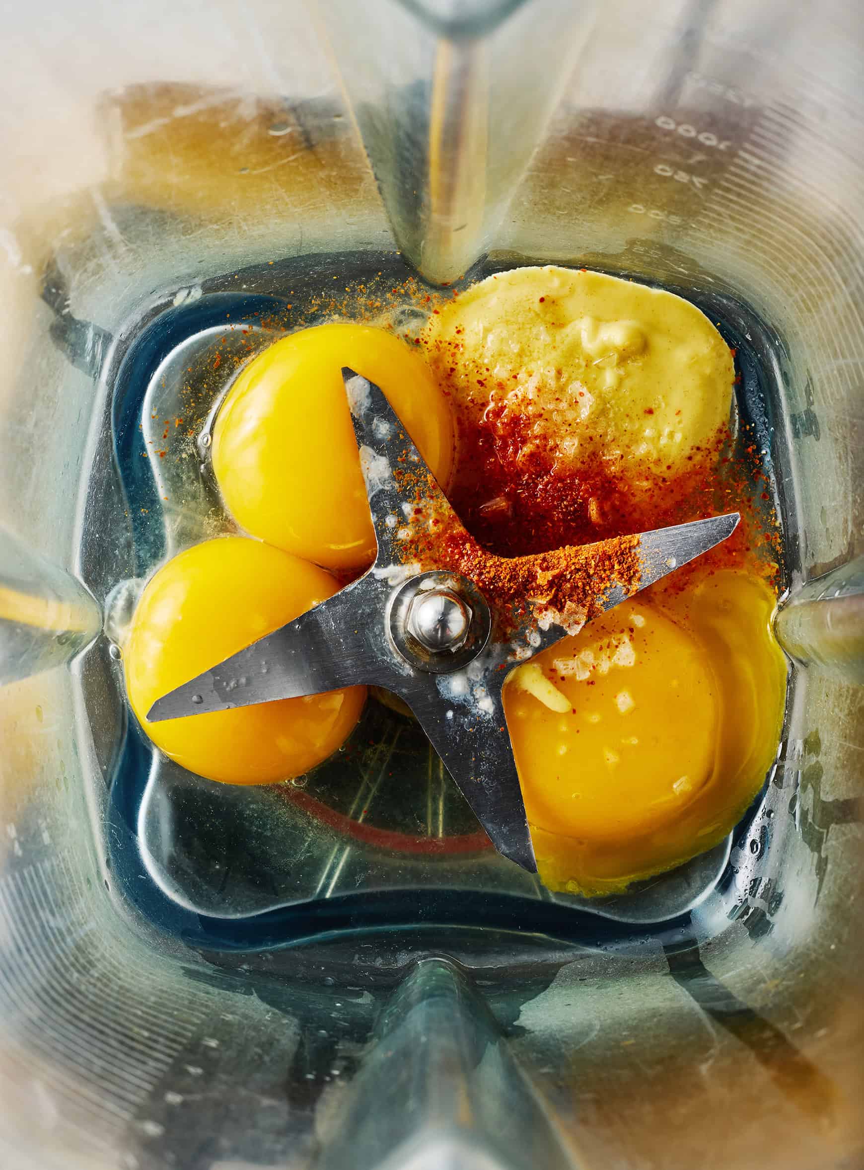 Hollandaise sauce ingredients in blender
