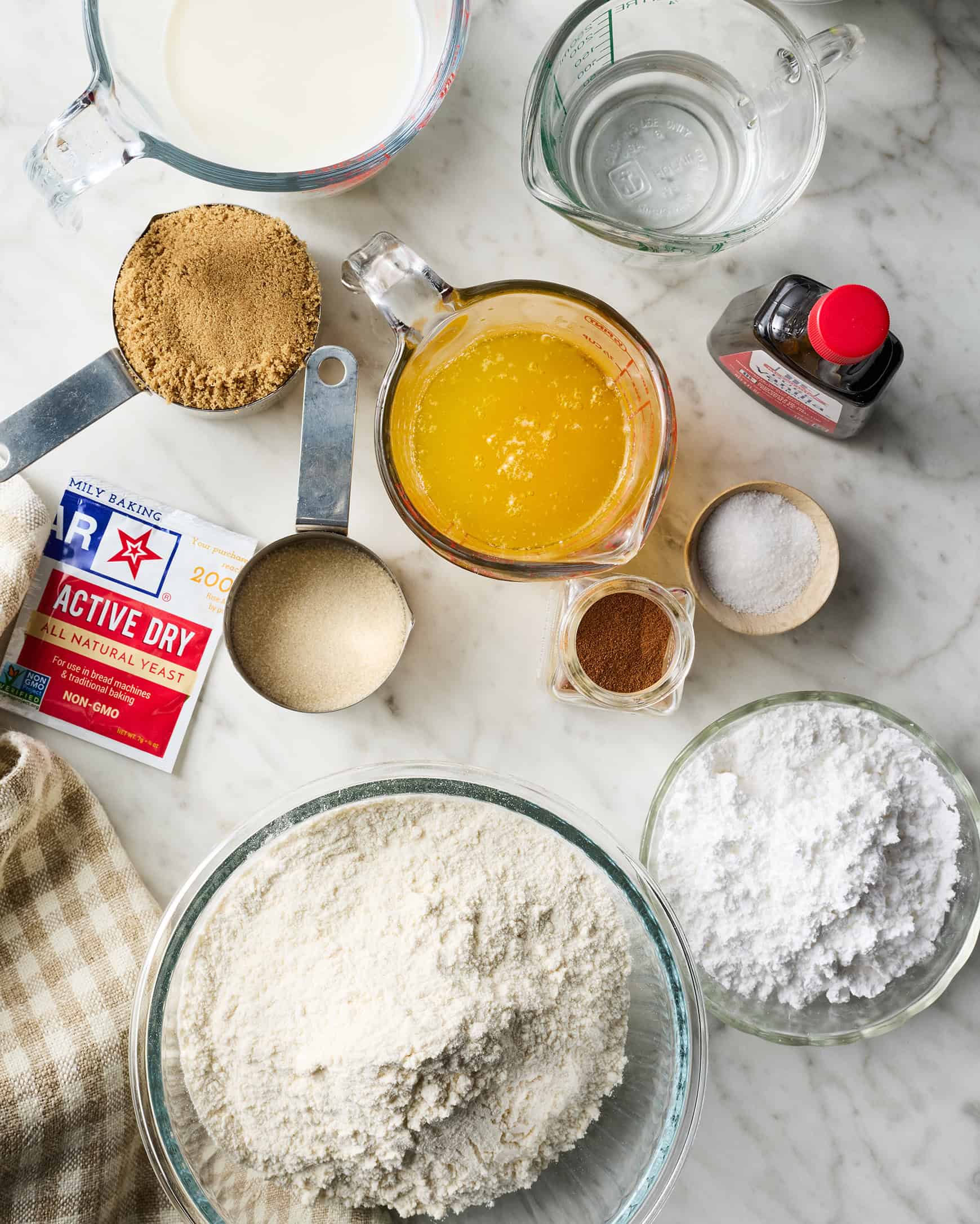 Cinnamon roll recipe ingredients