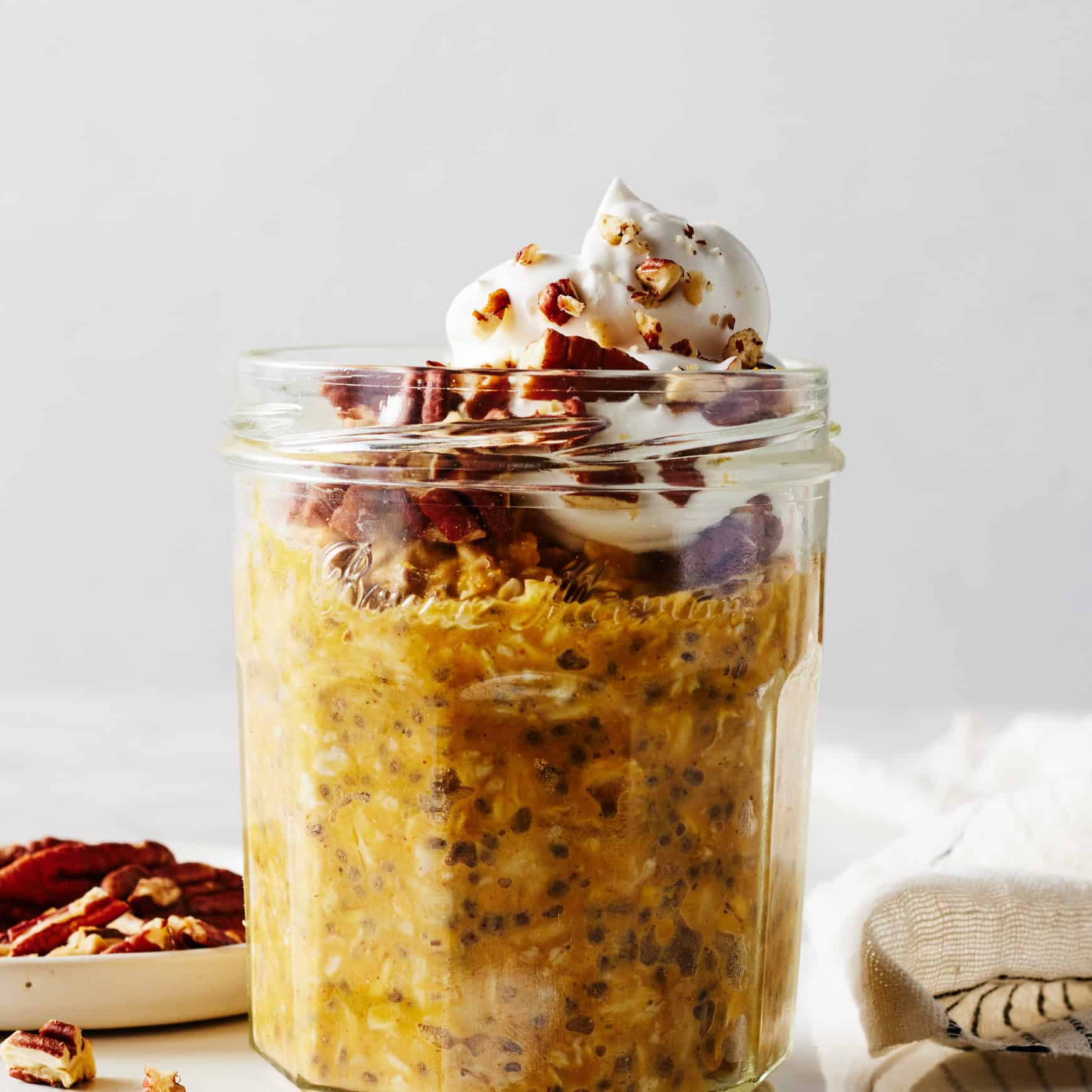 Pumpkin pie overnight oats in jar